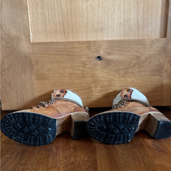 FREEBIRD Norway: Tan Leather Ankle Boots - Picture 5 of 6